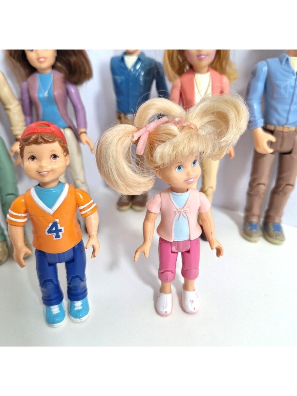 Loving Family Mom Dad Parents Girl Boy Men Women 7 Figure Lot 2002 - Picture 3 of 14
